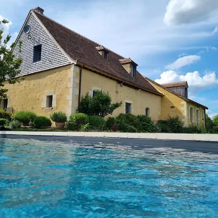 Pensión La Grange Des Bruyeres
