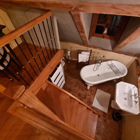 Pensión La Grange Des Bruyeres *